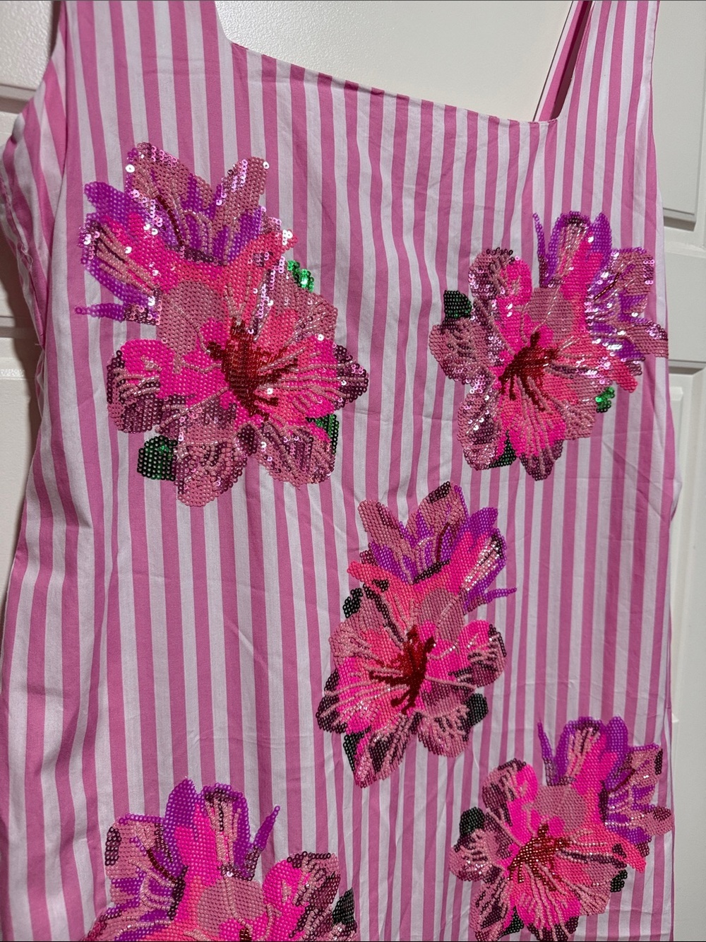 QUEEN OF SPARKLES Pink Striped azalea Midi with Hot Pink Sequin Flowers - Picture 2 of 7